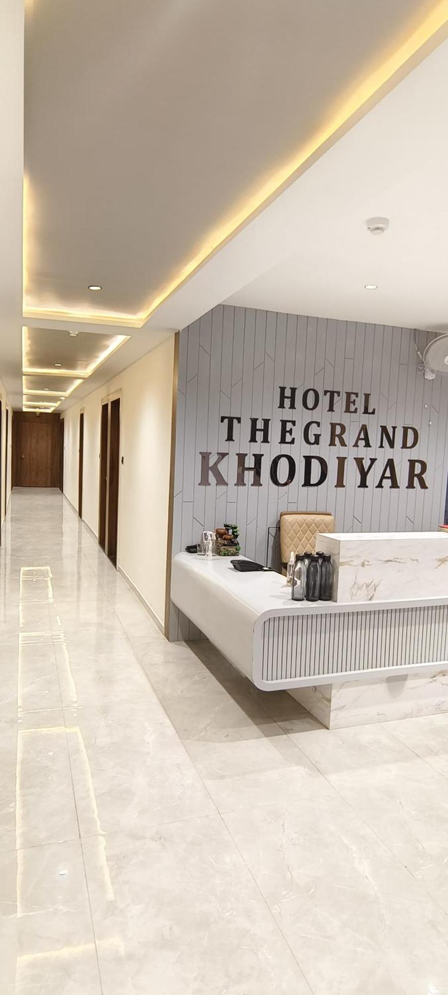 Hotel The Grand Khodiyar Visnagar Экстерьер фото