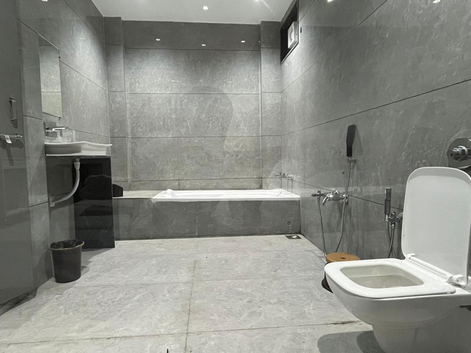 Hotel The Grand Khodiyar Visnagar Экстерьер фото