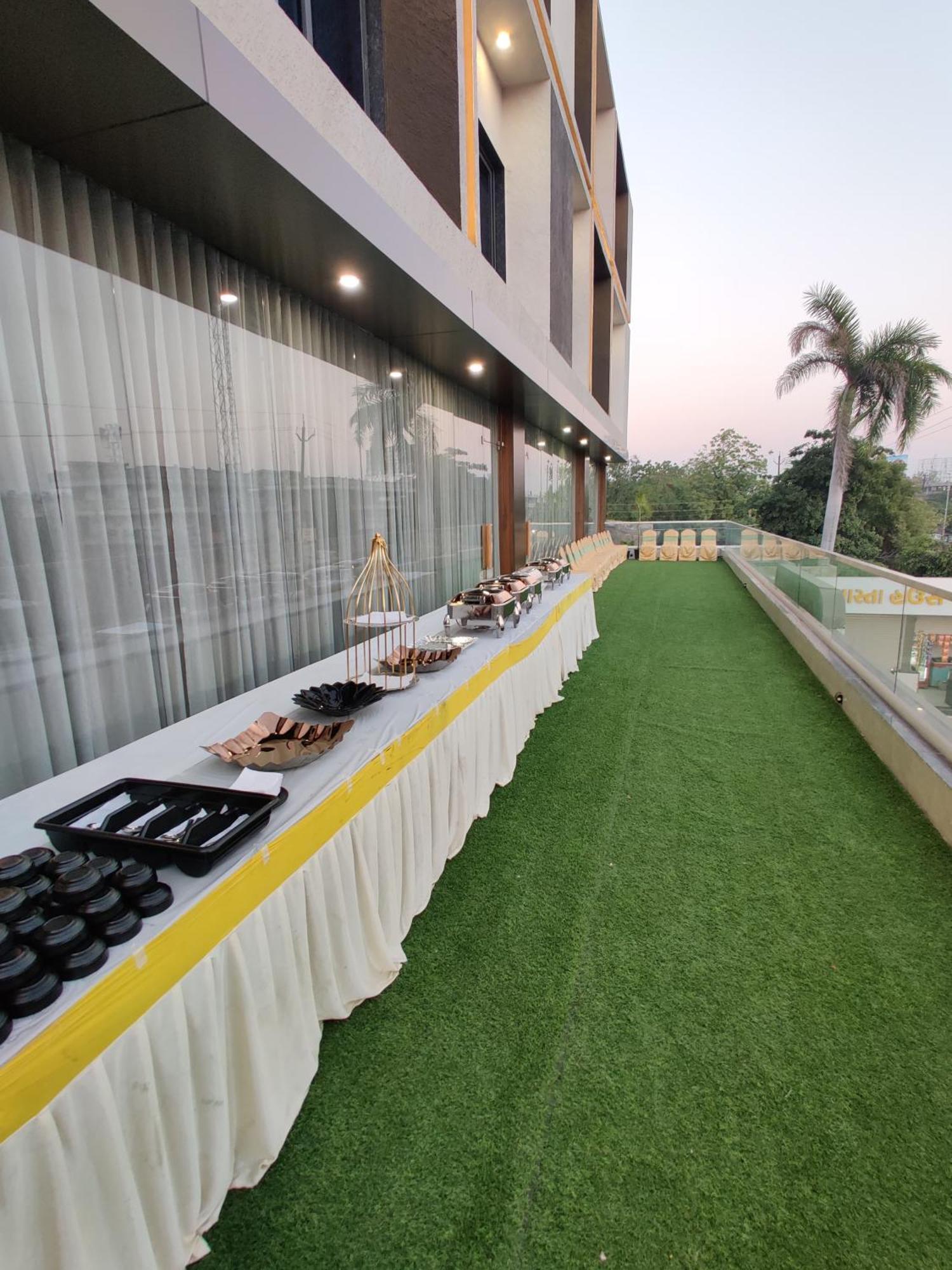 Hotel The Grand Khodiyar Visnagar Экстерьер фото